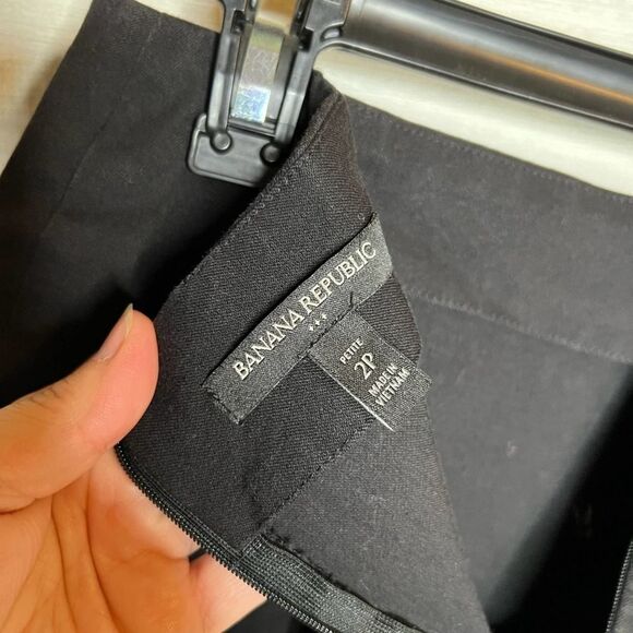 Banana Republic Skirt - Picture 3 of 6